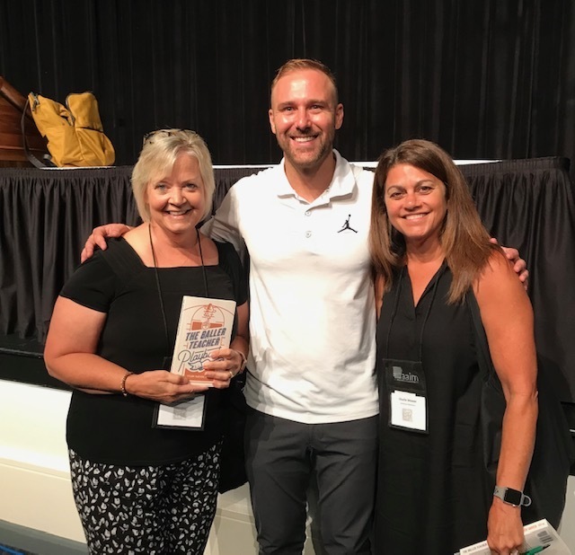 Librarians Energized Through Conference!