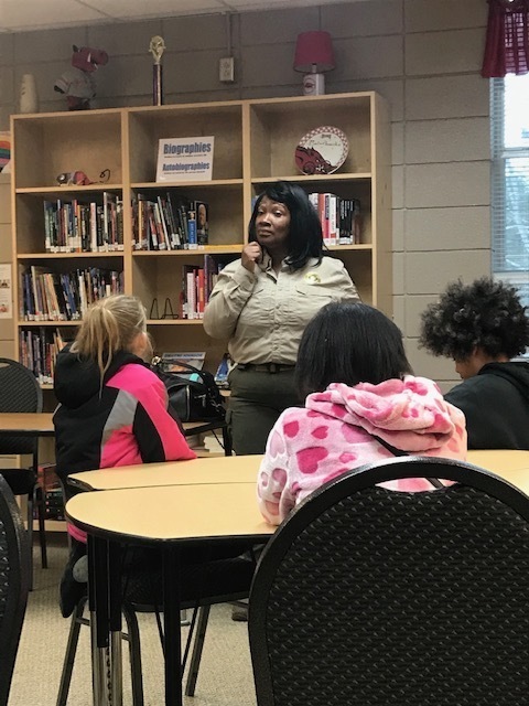 Paula White from the Arkansas Museum of Natural Resources talking to Students Paula White from the Arkansas Museum of Natural Resources talking to Students